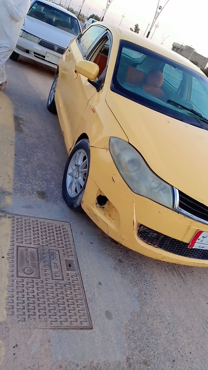 السلام عليكم شيري فلاوين مديل 2013 سياره مكينه وكير نضاف كهربائيات كلها شغاله تبريها شغال بس بي نقص بوبرنك راعيها موجود سعرها 20 وبيها مجال للشراي عنوانها البصره زبير وهذا رقمي  ***********
