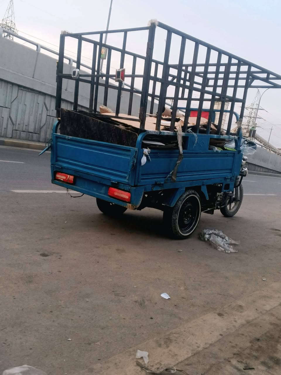 ستوته جمرة زركه مكينة 25 ام الفهد مكفولة الستوته موديل 18 شغاله عوزها بس ضفيرة المكان بغداد مدينة الصدر الداخل اوراق كامله السعر مليون و 250 الرقم  *********** فقط واتساب
