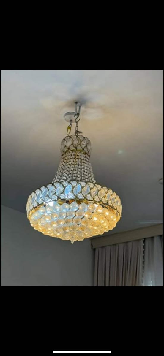 ثريا سقفية قطرها نص متر خمسين سنتمتر السعر 80. الف بغداد حي الجهاد
+964 777 045 6877


**إذا كنت صاحب هذا الإعلان وتريد حذفه لأي سبب، رجاءا أرسل رسالة إلى الدعم الفني**