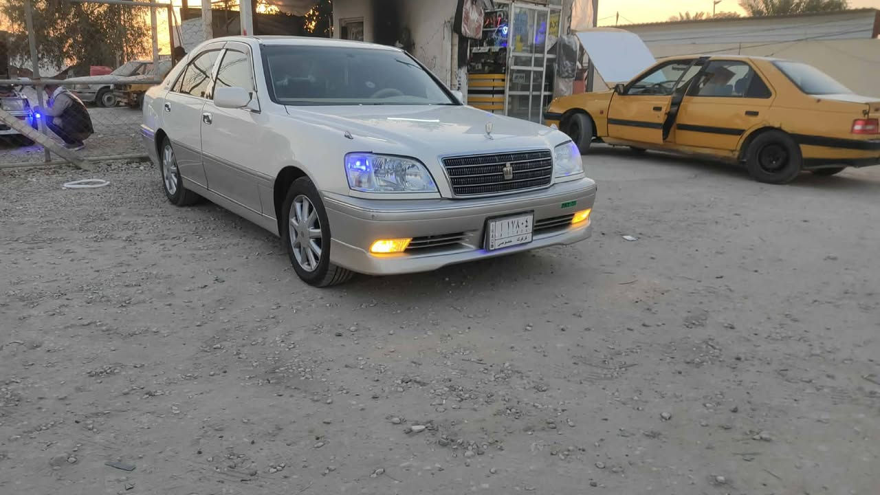 سلام عليكم
للبيع او مراوس السعر 115وبيه مجال  قرار 48 مدفوع الكمرك باقي بس الرقم 
موصفات 3دكم 
كرستال اصل 
شاصي 75 
ديفور الكبير 
4 كشنات كهرباء 
برده 
تحكم خلفي بصوت +دمام 
مثبت سرعه 
كير مكينه مكفولات 
حداديه جديده 
ماناقصه برغي السياره 
مكاني بالنجف 
باقي التفاصيل ***********
