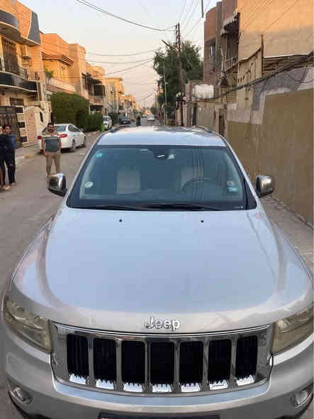 جيب موديل 12 السيارة بدون حادث من امريكه هنا بالعراق صار بيها صبغ اربع قطع السياره جاهزه مكان بغداد السعر148
*********** بغداد
