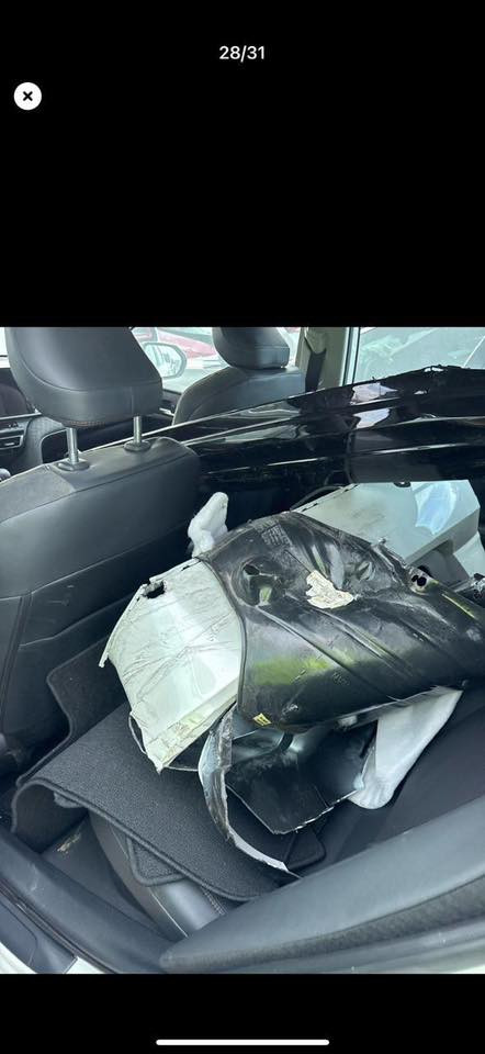 كامري 2025 xse 
اعلى فئة 
ماشية 2000 زيرو 
السيارة حاليا بل اردن 
تنباع على وضعها نقلها واصل 
سعرها قفل 227 بسعر الفاتورة الله يشهد 
***********
***********
