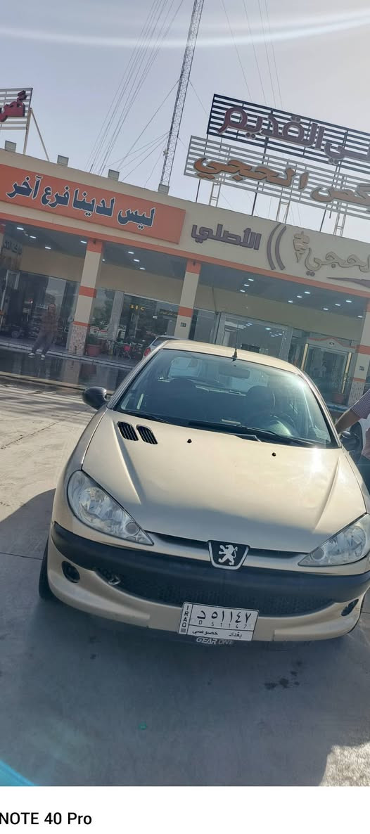 سلام عليكم بيجو 206 موديل 2009 سيارة جديده من كلشي وحلوه صدر حديد شاشه كامره بجم زنون رقم بغداد بسمي سياره جاهزه من كلشي السعر 40 بيها مجال رقم تلفوه ‏‪***********‬‏
