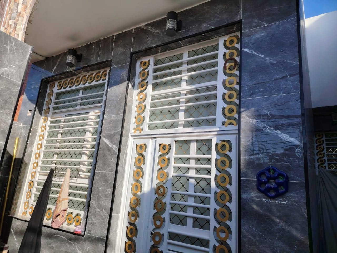 بيت للبيع حي السلام 100متر
على ساحه طابق ونص بناء جناي درجه اولئ خلف مجمع انطاكيه غرب مدارس صناع الوائل

غرفه وصاله وستقبال ومطبخ وتخاريج

وفوك غرفة وصالة وتخاريج 

مطلوب اسكان 16 مليون

تسديد بل شهر 157

تفاصيل أكثر علئ خاص


**إذا كنت صاحب هذا الإعلان وتريد حذفه لأي سبب، رجاءا أرسل رسالة إلى الدعم الفني**