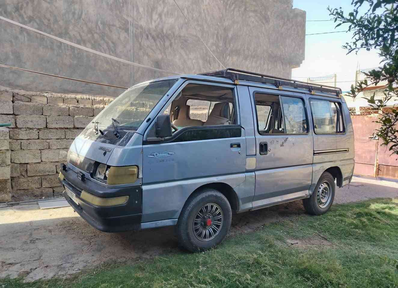 ميتسوبيشي فان حمل رقم بغداد انكليزي بأسمي سنوية لغاية 2030 سيارة مكفولة كير عادي مكينة بلادية سيارة بلادية العنوان - ديالى بعقوبة للاستفسار ***********
