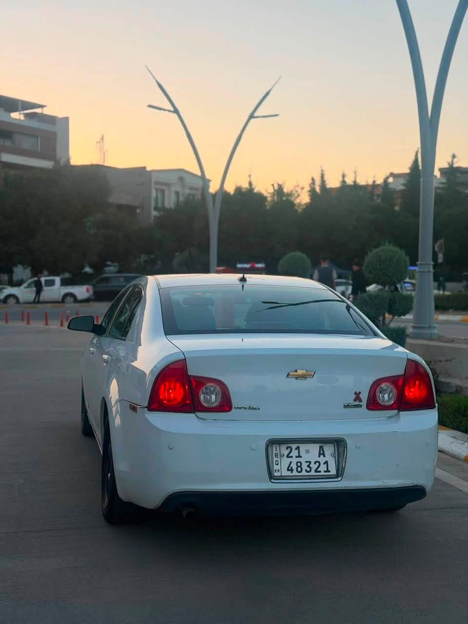 مالیبو  ٢٠١١ امریکی بێ بۆیاخ سندوقی گۆراوە بە بیلاد چەند ساردەکوتێکی هەیە  ٢١٥ هەزار کیلۆمتر رۆشتوە 
سعری ٨١ گلا مەجال 
***********
