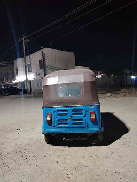 السلام عليكم تكتك البيع عشرين شهر 12 مرقم سعر 5 ومتين وبيهه مجال اتصل على الرقم ***********
