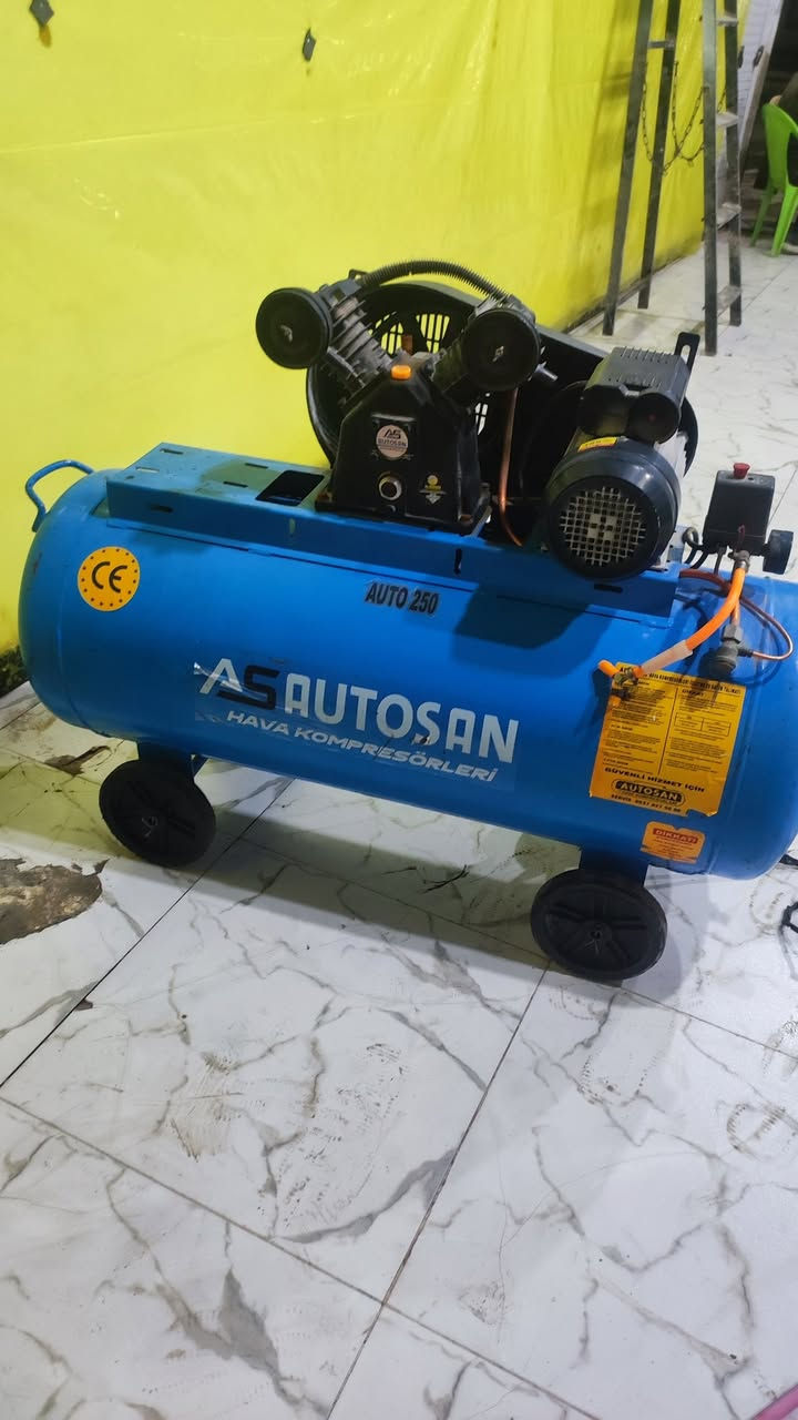 كمبريسر هواء للبيع مكان شطره/ناصريه 250حجم ***********
