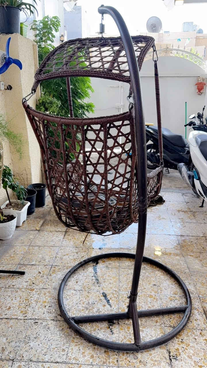 السلام عليكم ورحمه الله وبركاته
هزاز اطفال درجه اولى استعماله كلش قليل وبي ريمونت وتحكم و تشغيل صوت بلوتوث و ايضا بي وضعيات سعره ب ١٢٥ الف وبي مجال

و مرجوحه تتحمل وزن ١٣٠ كيلو الحجم الجبير الاصليه ونضيفه استعمالها قليل 
سعرها ١٢٥ الف وبيها مجال بسيط للشراي 
موجود ع الواتساب او على الماسنجر وهذا رقمي ***********
