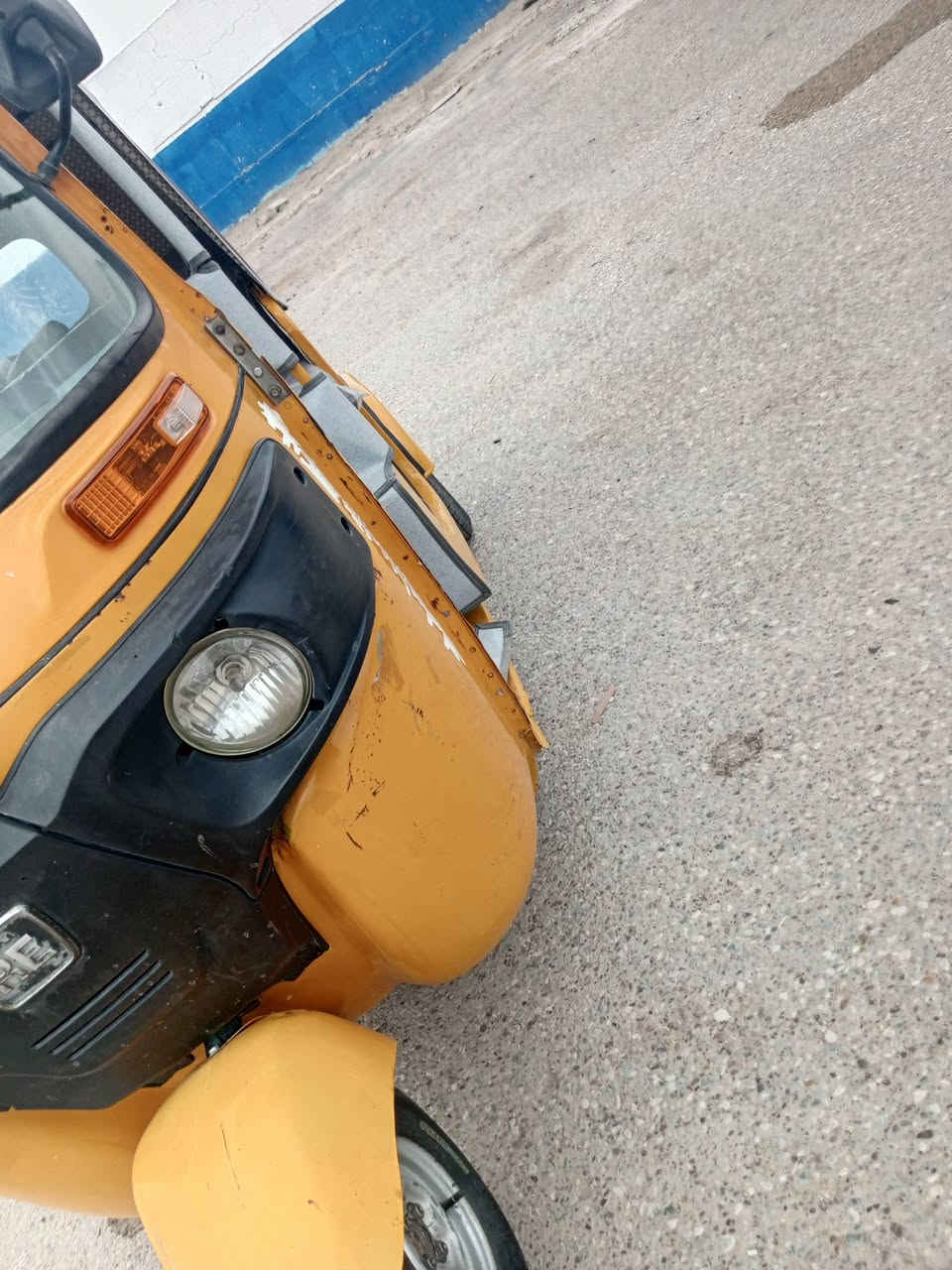 السلام عليكم تكتك للبيع موديل 18وراق صواليه شرص الترقيم تكتك كبل الشارع تخم تأير الضربه ولاصبغ مكاني بغداد المدينة الصدر *********** مامتواجد على الفيس
