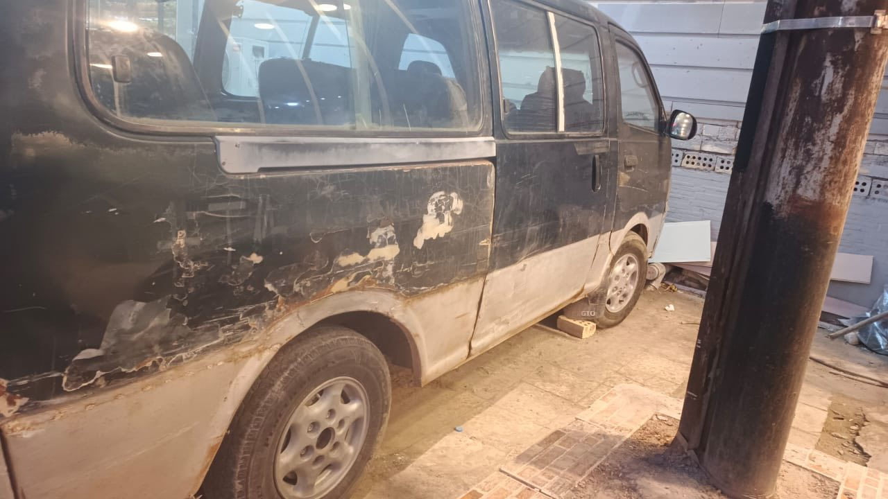 كيه بريجو  موديل ٩٧ مصفره هيه وغرامه رقم نكليزي.  كير مكينه كفاله  بسمي وهاذا رقمي للشراي سعر ٤٢      ***********  عنوان بغداد
