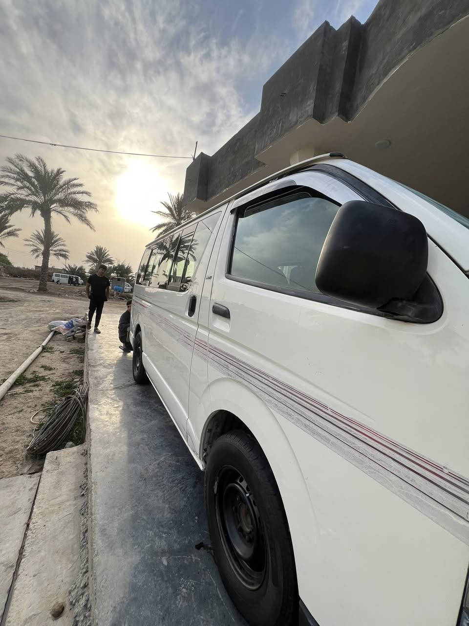 سلام عليكم للبيع هايسه زعره موديل 2007 كفاله عامه من محرك و كير واكسن وكشر كفاله جهازه كبل للشارع العنوان بغداد أطراف الشعله .*********** ……. ***********
