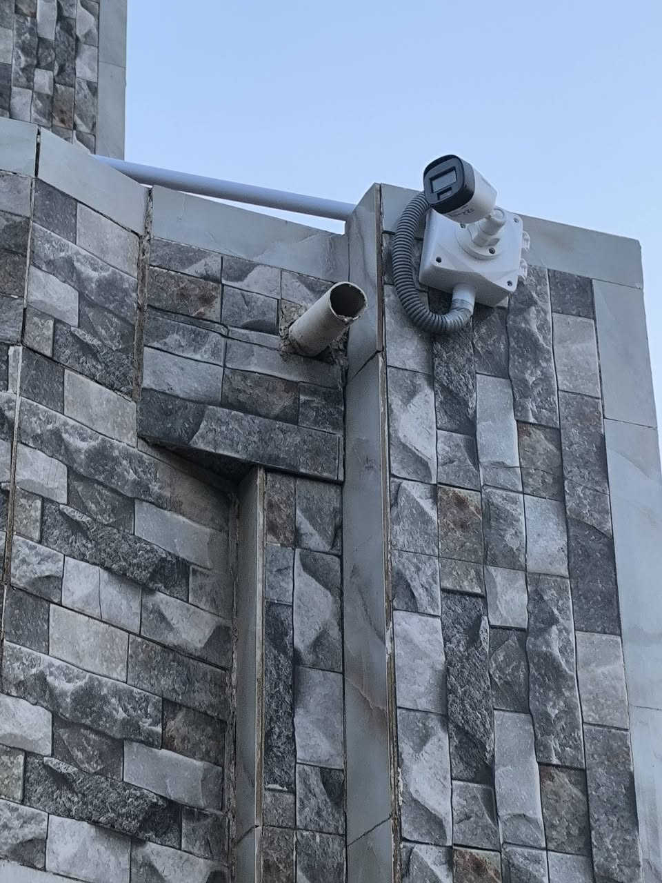 انتبه الاصلي وليس تقليد

مكتب عين الحياة ملاذكم الأمن 
نظام ال 5 ميكا من ماركة دهوا الاصلي ضمان سنه 

عمل اليوم
تم تجهيز وتنصيب كامرات مراقبة 

***********

عين الحياة لكامرات المراقبة والحاسبات وأجهزة للانذار
