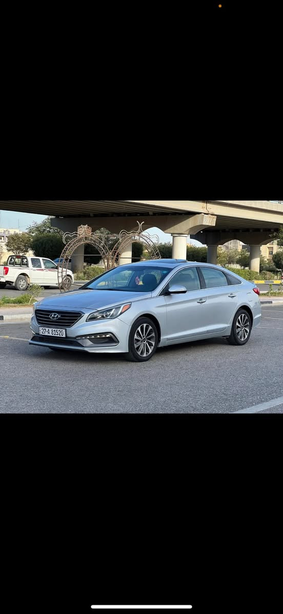 سوناتا 2017 مكينه 2400 امريكي وارد كوري السياره فول عدا البانوراما والكشانات قماش فقط حادثه مرفق بالصور بيها بس شبرين بالبنيد رقم ناصريه مشروع وطني بأسمي بأي مكان مداور  رقم التلفون ***********
