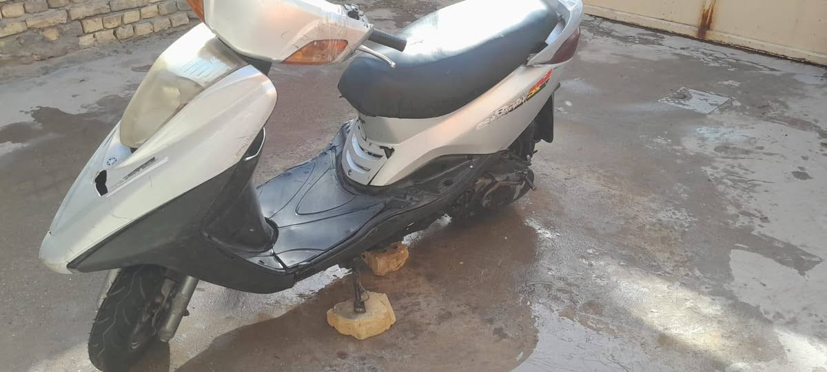 سلام عليكم دراجه ابريز  كفراته كامله كوم حديد 200نهايته مكاني بغداد الشعب رقمي ***********
