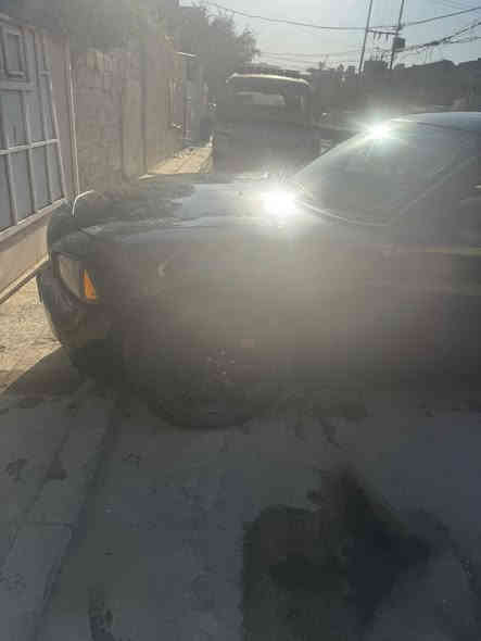 دوج جارجر ٢٠١٠
لون اسود. رقم أنبار 
حادث جاملغ وبنيد امي البنيد نفسه والجاملغ نفسه 
حجم المكينه ٣/٥٠٠
مصبوغه حزام ما عده القامره 
تخم تاير. جديد 
السعر 88
***********
