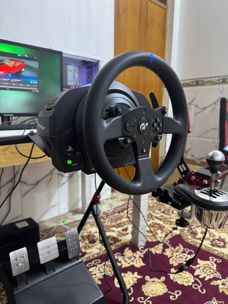 السلام عليكم
دركسون Thrustmaster t300RS
مع كير Thrustmaster TH8A
وقاعدة وهاند بريد
الدركسون بحالة جيدة نظافة 95%
نسخة PS5 :شغلات على PS3,PS4,PC
كل الكراتين موجودة 
الدركسون طلبية من الخارج مو بالة 
توصيل موجود
السعر 675 ولي مجال بسيط
للتواصل أو الأستفسار خاص
او على الرقم *********** واتس اب

