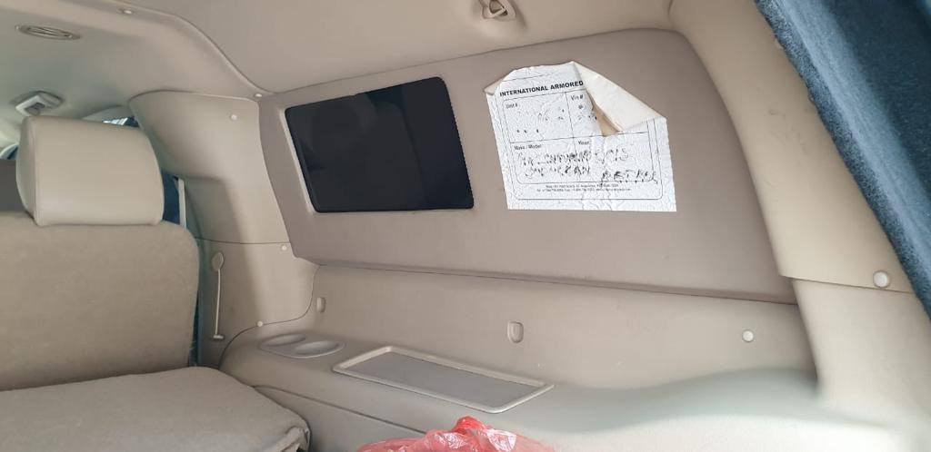 السلام عليكم عندي سيارة سوبرمان مصفحة للبيع موديل 2013ماشية39الف سيارة جديدة شركة التصفيح شركة فرنسية وشركة المانية وبيها شهادة منشأ مذكور بالسنوية مصفح ومضلل الاتصال على هذا الرقم***********
