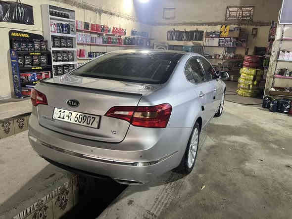 السلام عليكم حبايب 
كيا كادنزا موديل 2013 خليجي 
بغداد تحويل مباشر
مواصفات فول للخير ١/١
6سلندر 3500
بصمه تشغيل 
بصمه أبواب 
بصمه صندوق 
سيدي  كأمره 
برده خلفيه متحركه
كشنات جلد 
كشتات كهرباء
لد امامي 
تخم تاير جديد 
حساس امامي 
حساس خلفي 
تبريد قطعتين
أشاره مري
السياره ما بيهه اي نقص 
مكفوله من الصبغ 
أشاره ترحيب 
بيهه بارد شويه بلباب 
السعر ١٣٥ وبيهه مجال 
خابر وتدلل 
هاتف ***********
***********
