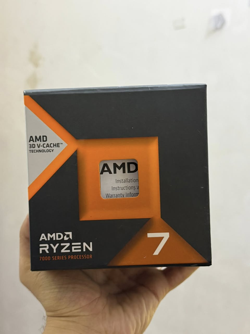 السلام عليكم
سيت اب للبيع مواصفات احترافيه عاليه ..
المواصفات :-
Ryzen 7 7800x 3d
Gigabyte B850 wifi 
Rtx 5070ti 16gb zotac
ram 32gb 6000mhz ddr5
m.2 2tb Samsung 
cooler liquid 360 rgb احترافي
p.s 850 watt Gold 
case احترافي argb
...
الشاشه Samsung 
240hz 
2k 
27 inch 
Curved 
ماوس احترافي Fantech وايرلس 
كيبورد REDRAGON احترافي 
سماعه REDRAGON احترافيه
مايك احترافي من REDRAGON 
ستاند سماعه من Fantech 
حامل شاشات جديد

.......
السعر 3 مليون و500 الف 
عنوان بغداد -  بغداد - حي البتول - قرب جسر المشاة
هاتف - ***********
