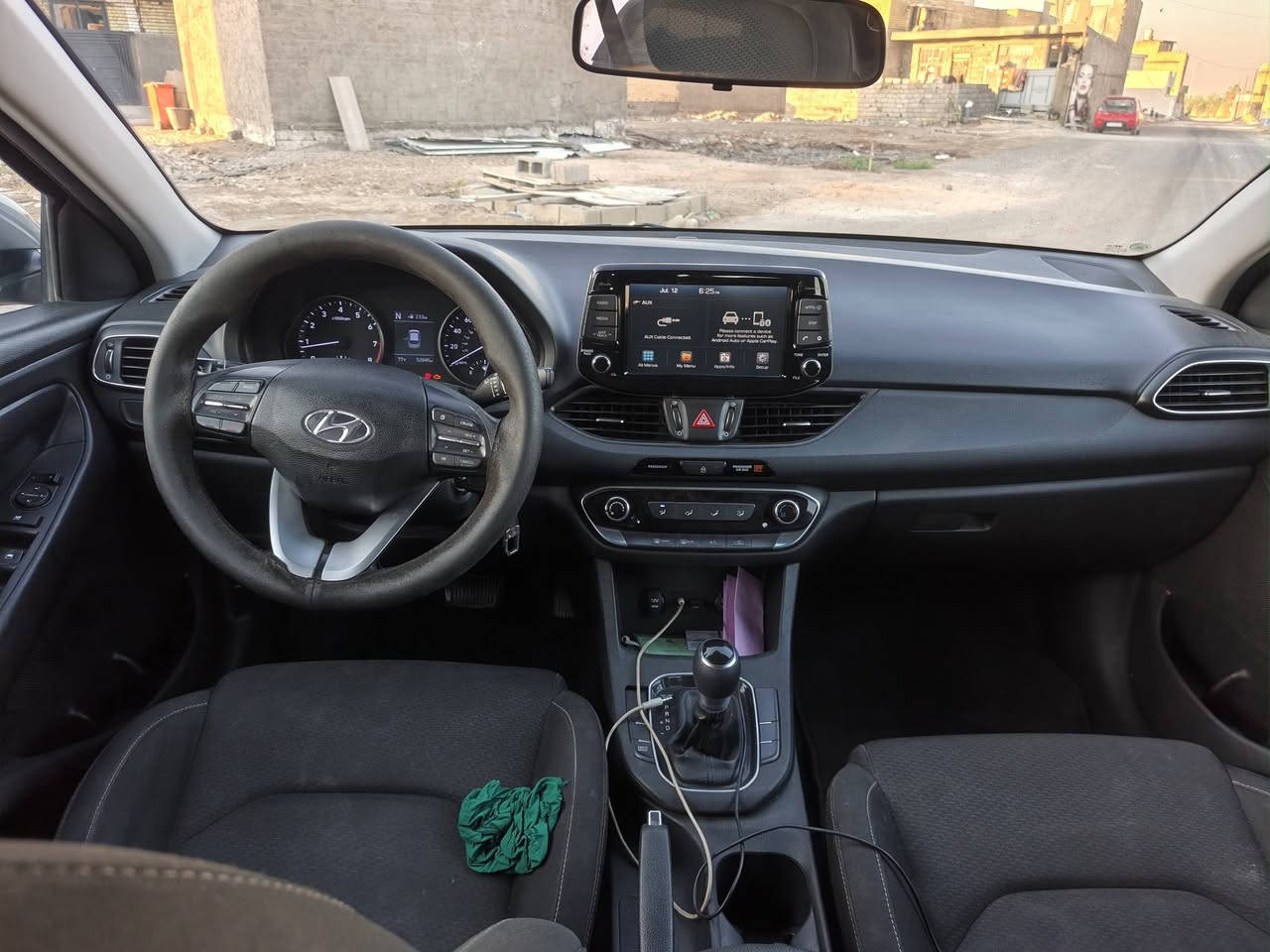 سلام عليكم النترا موديل 2020 GT رياضي للبيع 
صدر أمامي 100/100
صدر خلفي 100/100
مكفولة كير ومحرك كفاله عامه 
سياره أحلى من الصوره 
مكان السياره بغداد حي الجهاد 
سعر 120وبيها مجال 
رقم الهاتف ***********
