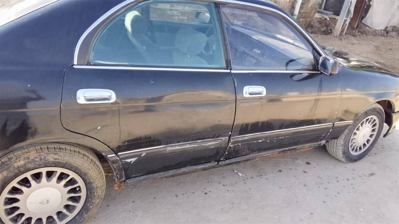 السلام عليكم بطه منفصل كير جديد مكينه بس من شغل سياره يطلع دخان وتكطع من تحمه تخم تاير دواخل نظيفه حداديه وره نظيفه بس امامي سياره بسمي رقم بصره مشروع وطني ٤٥بيه مجال مكفوله من الكص ***********
