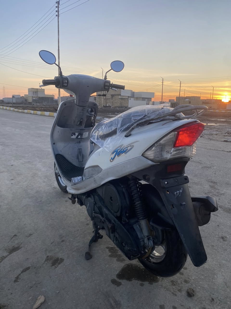 سلام عليكم ماكس منغولي للبيع كفاله عامه ما صار الها هواي من مطلعه من رمبه لون ابيض وسعر الابيض معروف ختم واحد وي لمكينه مكينه خرسه برغي ما مفتوح بيه نكره سلف كهربايات كلها شغاله سعر 975 وبيه مجال قليل مكاني ديوانيه مو شراي لا تعامل ***********
