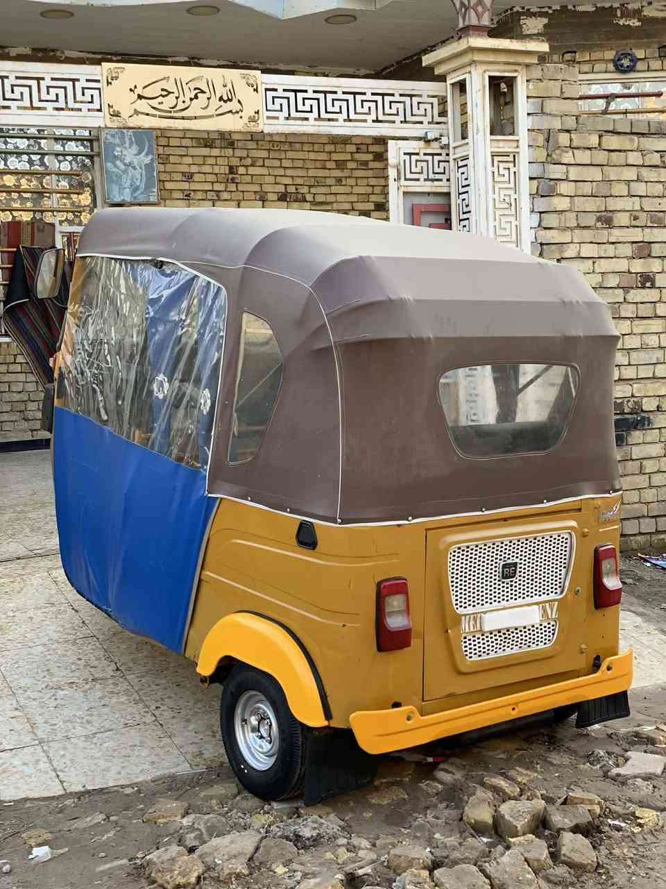 ‏سلام عليكم تكتك للبيع موديل 21 شهر الواحد وكلها شاكر تكتك اوراق مو رقم القشرة مقفولة من المعجون والصباغ بيها بس الدوس معمرة المكان العماره حي العسكري ***********
