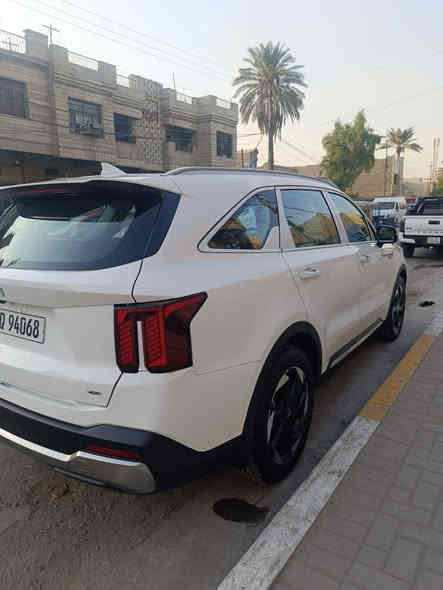 سورنتو 2024 – خليجي فول 1/1  
محرك ستة سلندر 
اعلى فئة بالسورنتو :  4X فور ويل

• ماشية 5 ألف قابل للزيادة (سيارة زيرو)
• أعلى فئة بالسورنتو الخليجي لحد الآن
• السيارة جديدة بمعنى الكلمة
• ضمان الدولية – سونرها موجود بالمنشور
• نادرة جدًا بالعراق – قليل خواتها

المواصفات:
1- بانوراما
2- تبريد + تدفئة كشنات
3- 5 كاميرات
4- كير ماوس
5- 7 أوضاع قيادة: Comfort – Eco – Sport – Smart – Snow – Mud – Sand
6- إنارة داخلية 7 ألوان
7- هاند بريك بصمة + Auto Hold
8- حساس أمامي + خلفي
9- مثبت سرعة (كروز)
10- جنطة ذكية تفتح عند الاقتراب
11- 3 قطع تبريد
12- نفكيشن + نظام خرائط
13- داتاشو

المكان: بغداد – الدورة
الرقم: *********** (يوجد واتساب)

🟧السعر علق يوصلك السعر 📮

السياره خير من الله جديده بمعنى الكلمه واعلى فئة ب السورنتو الخليجي لحد الآن بضمان الدولية سونرها بالمنشور
بشرط قليل خواتها  بالعراق
السعر 369 ورقة مع المجال البسيط
الي يبحث عن الجديد الفول يسأل عن الفور اكس يلة  يتصل على الرقم
