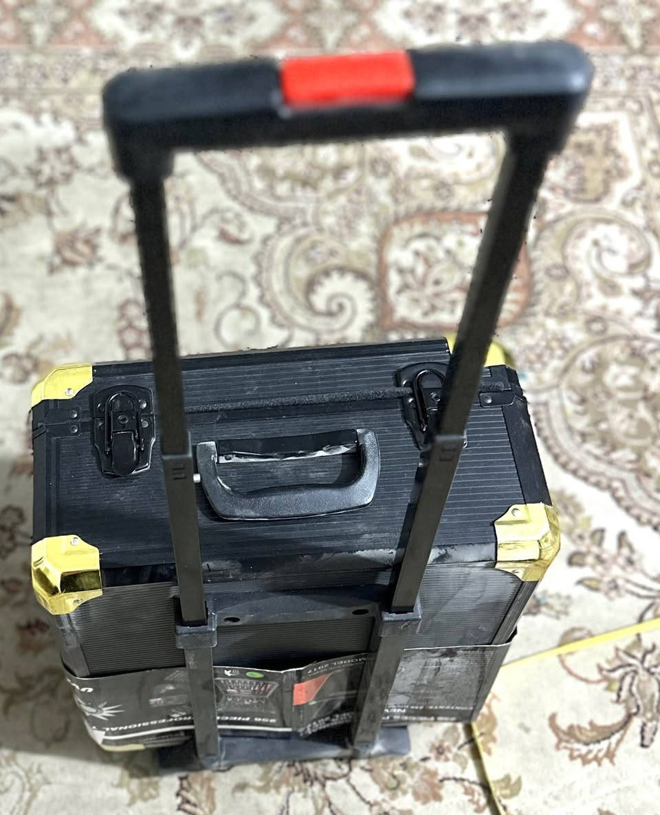 جنطة معدات 
غير مستخدمة سعرها 250 الف 
تتكون من 4 طوابق تحتوي على 250 أداة كربلاء, العراق


**إذا كنت صاحب هذا الإعلان وتريد حذفه لأي سبب، رجاءا أرسل رسالة إلى الدعم الفني**