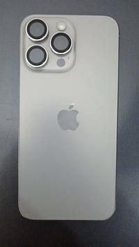 ايفون 15 بطارية 88 نظافة فول  بيع مستعجل عندي ضرف  السعر 800 الشراي يت...