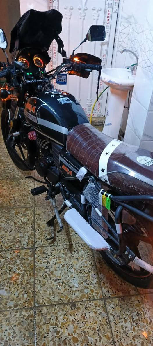 دايوان موديل 2025 مكفول كفاله عامه
دراجه بعدهه وضع شركه ماناقصهه برغي
لايتات زنون 

مكاني بغداد العبيدي 

‏ *********** ‏
