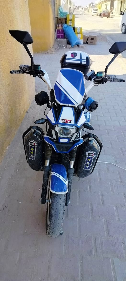 ماطور شحن للبيع اخو جديد بطاريات نظيفات للتواصل خاص او واتساب ***********
