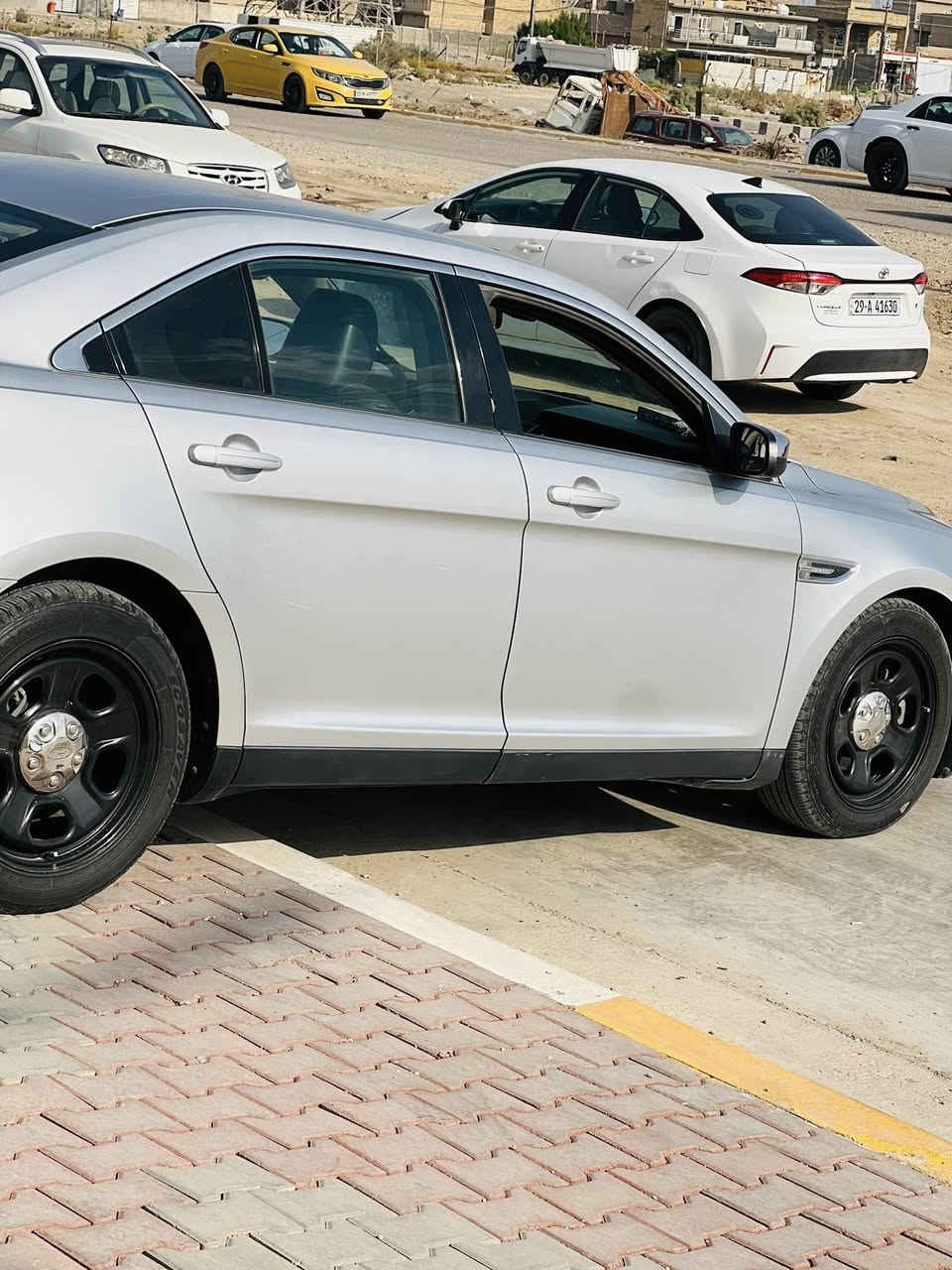 سلام عليكم فورد تورس 2010فول موصفات  سياره كفاله عامه ما عده رصعات  سنويه جديده ال30  تحويل ثاني يوم السعر 122 وبها مجال. ***********
