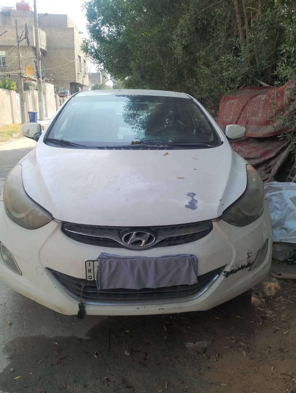 سيارة انترا وارد أمريكي موديل2013
بابين مبدل. ضربته  بنيد 
العنوان بغداد الحريه الدولعي 
رقم الهاتف ***********
السعر.  85$ وبيه مجال
