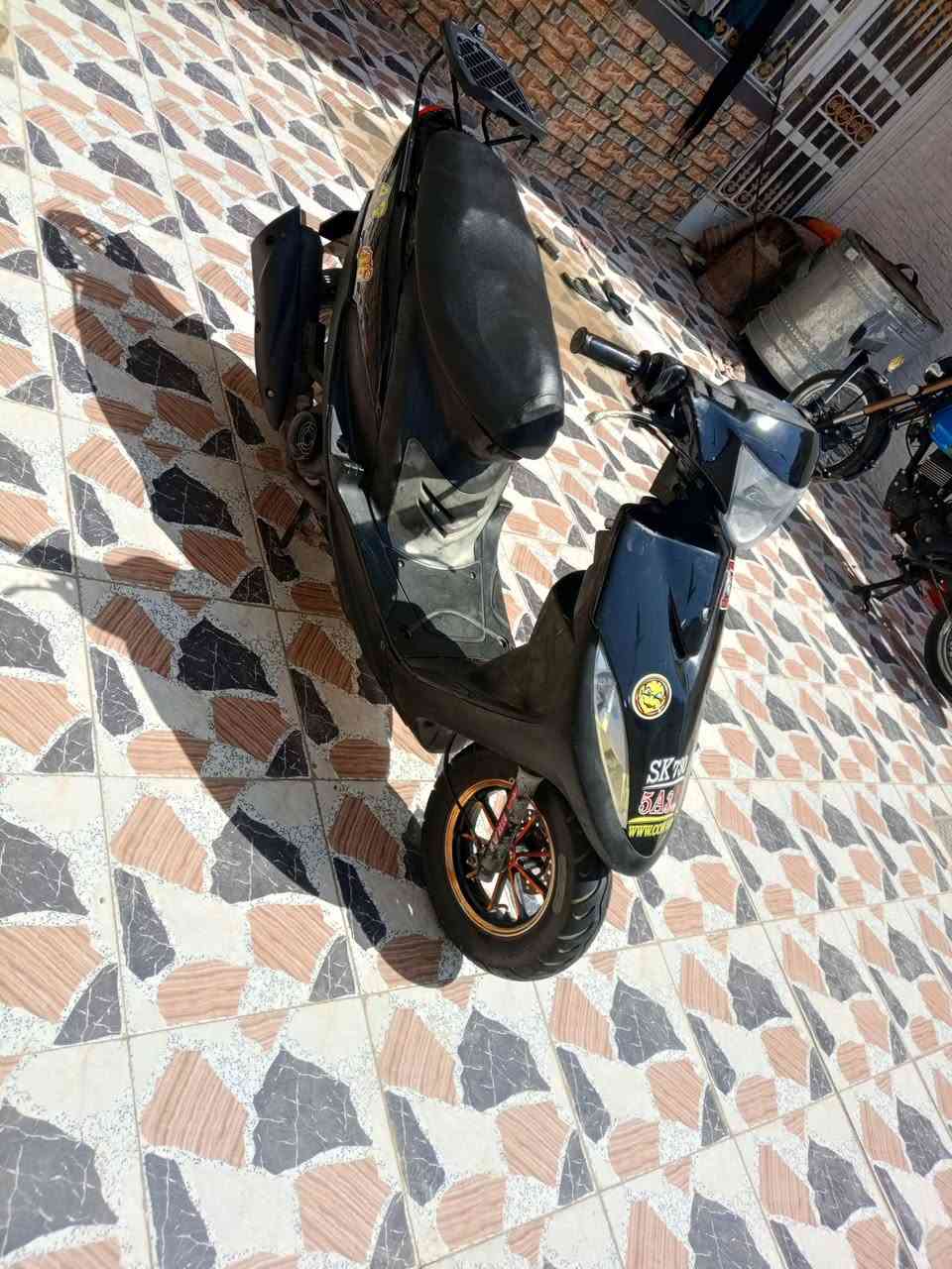 السلام عليكم ورحمه الله وبركاته دراجه ماكس للبيع او مراوس  حلو وجاهزه كهربائيات سلف كله جاهز مكينه ناعمه بوشه 49 دراجه جاهزه السعر 450وبيه مجال مكاني بابل القاسم (الطليعه) متواجد عل الفيس


**إذا كنت صاحب هذا الإعلان وتريد حذفه لأي سبب، رجاءا أرسل رسالة إلى الدعم الفني**