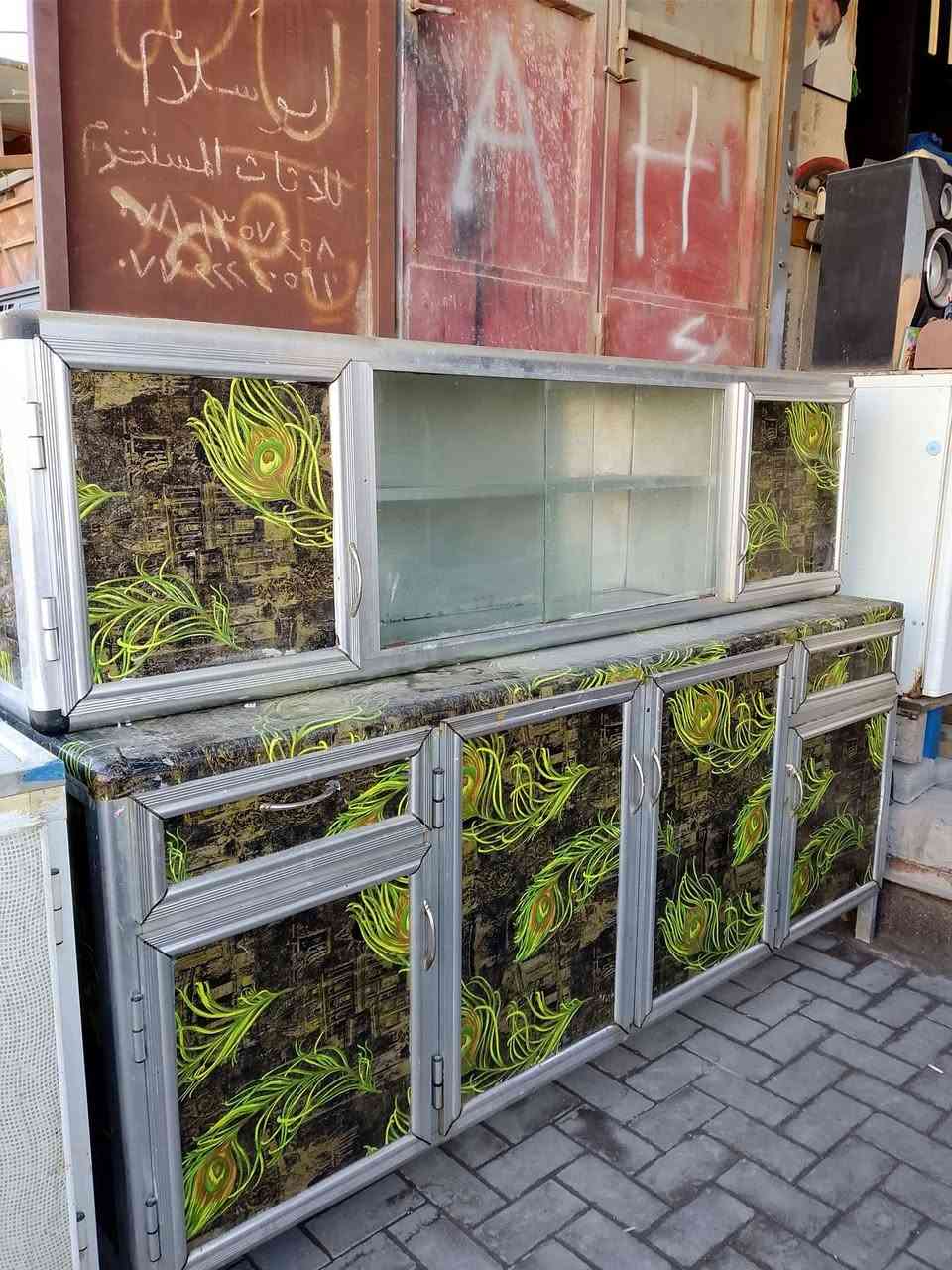 ابو سلام الدبيسي لبيع وشراء الاثاث المستخدم - العنوان البصره القديمه قرب جامع العرب / للاستفسار - اتصل او المراسله على الواتساب - *********** - ***********
