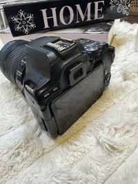 نيكون • D250 • كاميرا