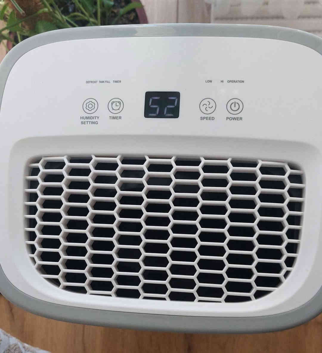 جیهازی نەهێشتنی شی ‌(رطوبه)  لە 24  سەعات 12  لیتر   دەپاڵێوێت.
ی ئەمەزۆنە.
***********
*********** كويسينجاك, أربيل
