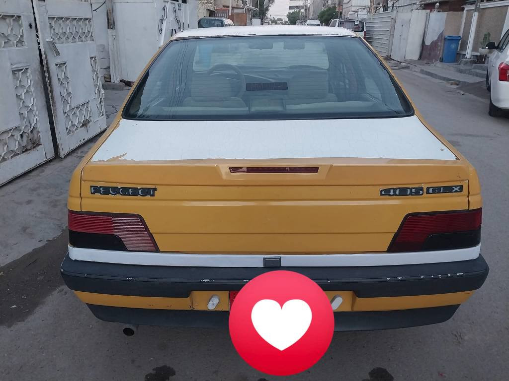 سلام عليكم بيجو جي ال اكس موديل 10 مكفولة اي نقص مابيها  بيع جاهزة تدفئة تبريد شغال تخم تاير جاهزة من كل النواحي رقم بغداد سنوية ساقطة  هئية ما داكها 
لا صرف ولا تبخير 
كير محرك فرنسي
صدر جديد
صبغ ماكو 
دواخل بيجي. 
سيارة ممشتغلة تكسي 
جاهزة كبل للشارع
مراوس أو بيع 
مكان السيارة بغداد حي سومر
السعر 25 وبيها  مجال
***********
بيها مجال قليل بغداد, العراق
