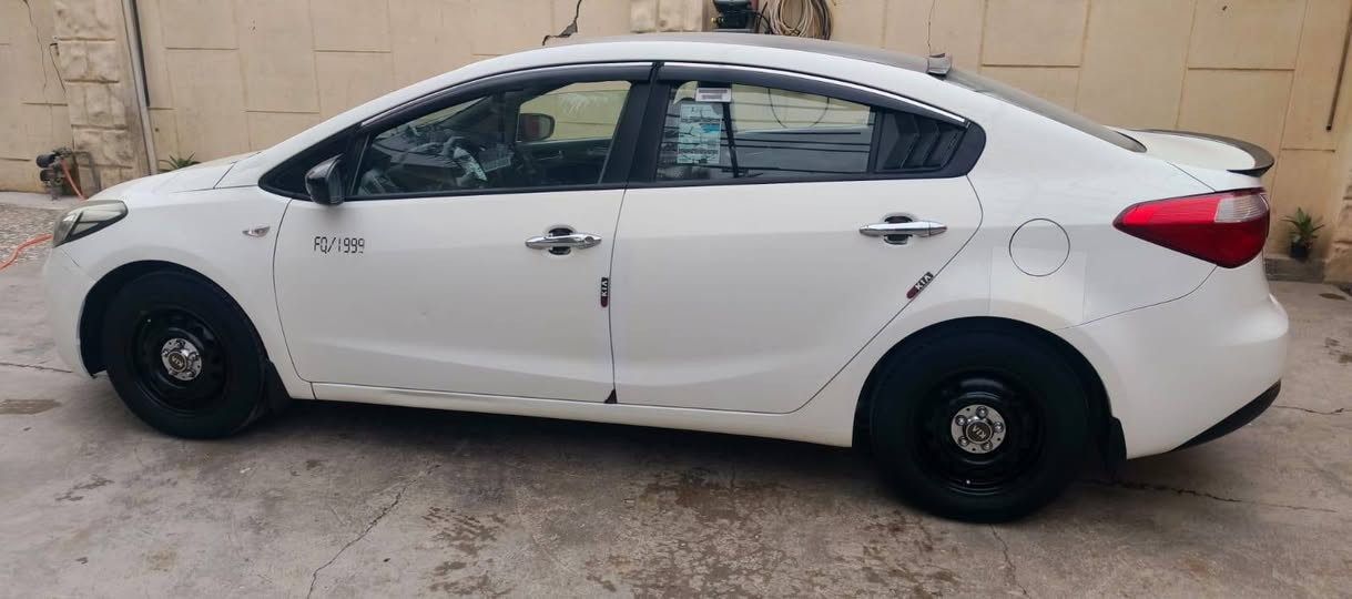 السلام عليكم
سيراتو خليجي مديل ٢٠١٥

تبريد خير من الله

تايرات 4 جدد منظومة زنون عدسه دوشمه أرضية جدید بیهی تبديل.. بدون حادث بابين ضربه بل قماره وتصلحت ونصبقت عله كد الضربه الضربات موجوده صورهن ومصلحات السياره جاهزه وخير من الله مكان

السياره بغداد رقم اسليمانيه

معروضه ۱۱۰ وبيهى مجال رقم صاحب

السياره ***********
