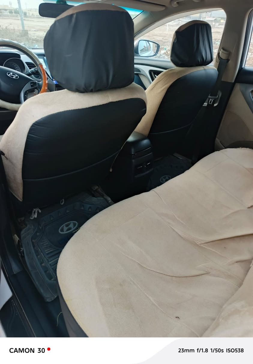 السلام عليكم 
سياره النتره للبيع مديل 16 بسمي مداور ثاني يوم مكينه 1600 دكشن  عالي سعر 120بيهمجال حك الجيه 
الملاحظاة بل فيديو غير متواجد  عل فيس 

للتواصل ***********
