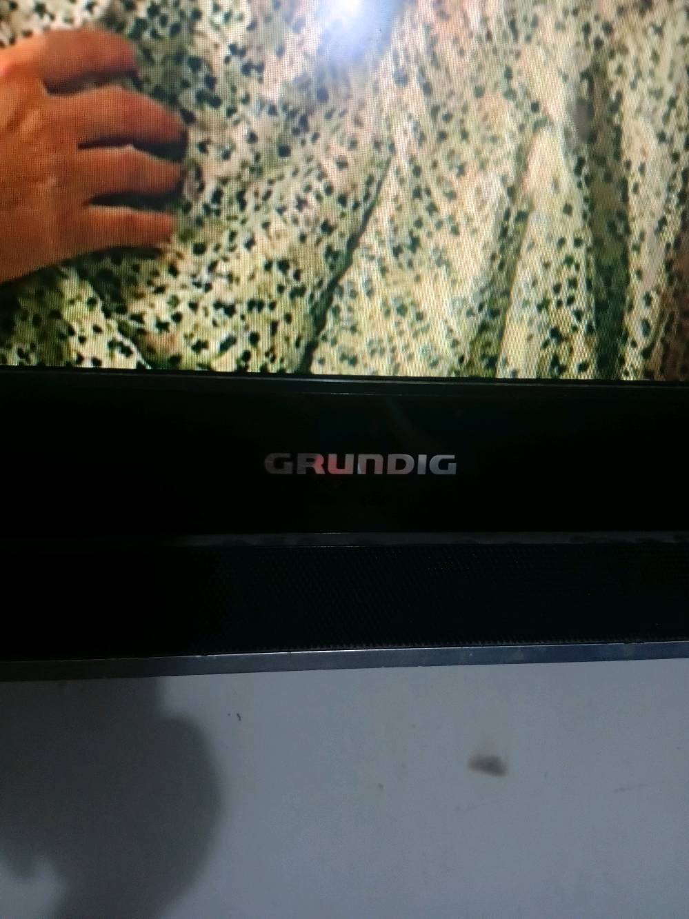 بلازما للبيع حجم 32 السعر 70 الف الماركة امريكي الصورة مالتها 4k  الدقة فول اج دي العنوان محافظة موصل منطقة نهاية سومر ب١١٢