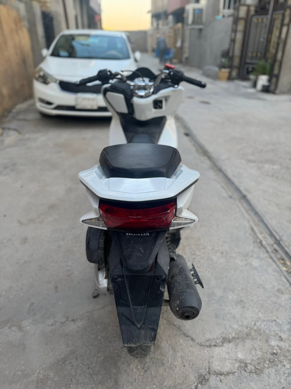 سلام عليكم للبيع بيسي اكس جيل الثاني يابانيه دراجه مصبوغ كفرهة مكينه بلاديه ***********نقصهة سواده الجوه الجامه واقيه مال جاملغ بس
