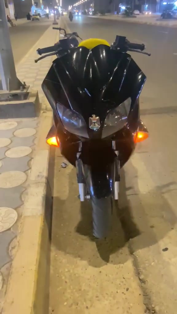 سلام عليكم دراجه فورزا صفر سته دراجه نضيفه شلعه ومعدل كهربائيتها  كامله لايت زنون  تايراته جديده حماوه ثابته رايد  مراوس باي دراجه بس كون نضيفه الستفسار التصال علئ الرقم *********** واتساب مفتوح 🪪
