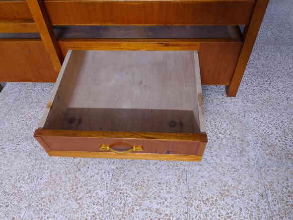 البيع تخت أطفال طابقين اخو الجديد شرط خشب عراقي صاج شغل توصي ثقيل شرط نظافه خير من الله فول الطول 135
العرض 73 الارتفاع 145 بي مجر كبير الاسفل بلوك 8 ملم شرط العنوان جانب الايمن يرموك الثانية السعر 175الف وبي مجال للطيبين 😊 شراي اتصل 
***********
***********
