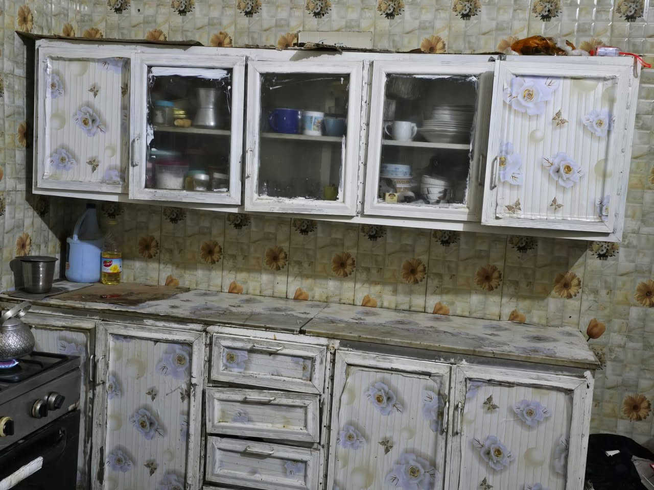 كاونتر للبيع مترتين ونص مرمر + سنك
متر ونص السعر 250


**إذا كنت صاحب هذا الإعلان وتريد حذفه لأي سبب، رجاءا أرسل رسالة إلى الدعم الفني**