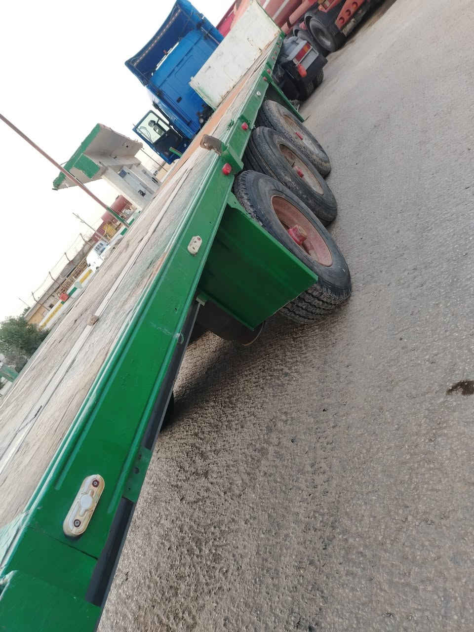 عربانه اوربيه للبيع دنكير بيبي مربع قواطع ركم وتايرات  نص عمر جوبلس برميل  
 مكان جبله
***********
