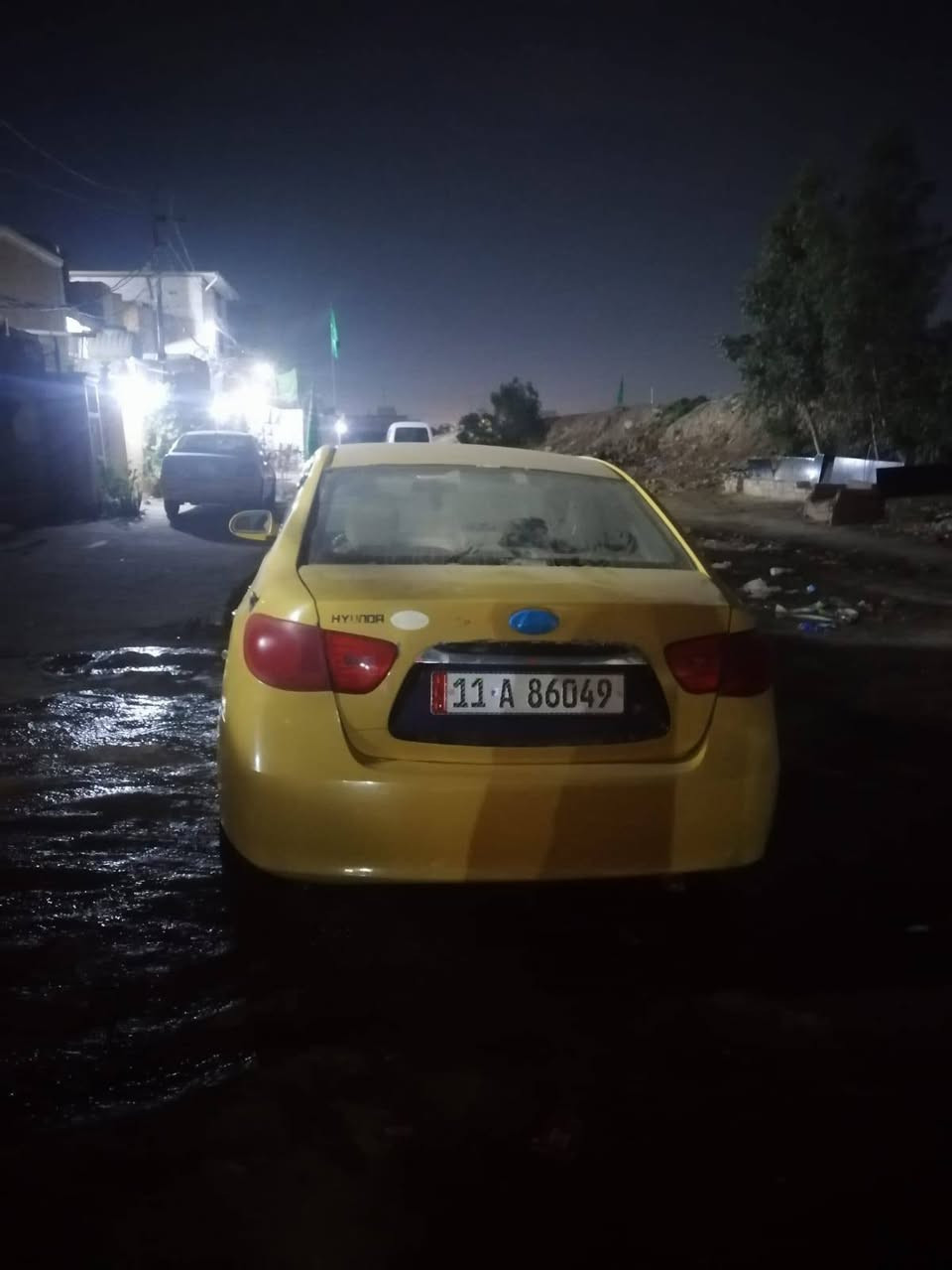 ألسلام عليكم ورحمة الله وبركاته من رخصت أدمن ألكروب ..ألنترا للبيع ٢٠٠٧ وارد أمريكي مكينه ٢٠٠٠ ..كير وحداديه جدد ..رقم بغداد  أنكليزي...عنوان السيارة بغداد نهاية حي أور .أني مكلف بالنشر ..باقي التفاصيل يم صاحب ألسياره ..هاذا رقمه *********** أحمد ألبيضاني
