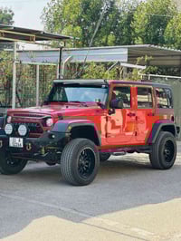 جيب رانگلر سبورت2018 سياره نضيفه وجديده  حادثها جداً بسيط شبر بالچاملغ...